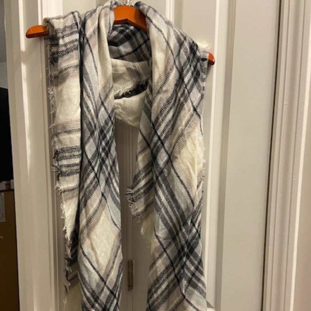 Plaid scarf